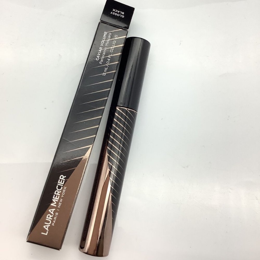 Laura Mercier  Caviar Volume Panoramic Mascara